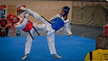 La Fundaci&oacute;n Miguel Indurain conf&iacute;a en nuestros taekwondistas